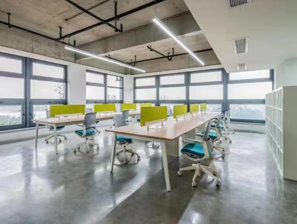 現(xiàn)代會議室家具定制